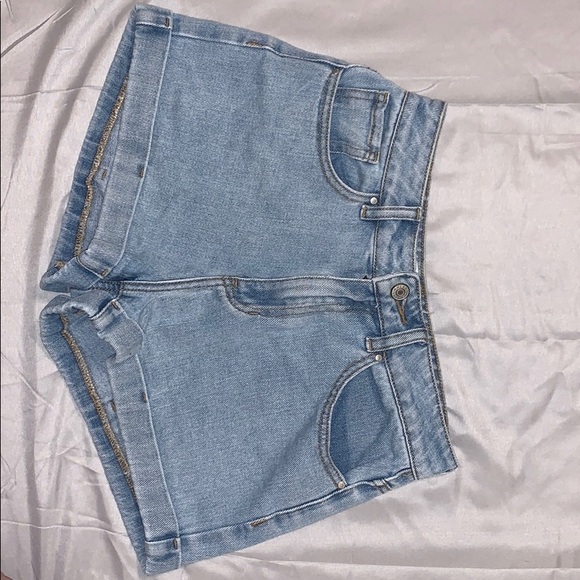 PACSUN Los Angeles - Picture 1 of 2